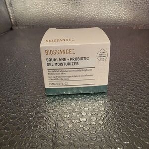 Biossance Squalane + Probiotic Gel Moisturizer - Cream and Green